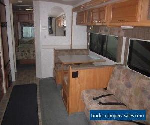 2005 Winnebago Minnie Winnie Great Condition