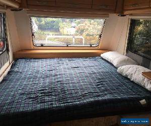 Family Caravan with bunk beds Geist AK495