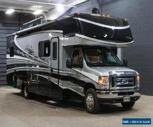 2018 Dynamax Corporation Isata 4 31DS Camper