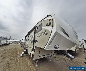 2017 Coachmen Chaparral X-Lite 31BHS Camper