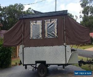 Touring Camper Trailer / Caravan Pop Up