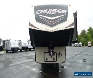 2017 CrossRoads Cruiser Aire 25RL Camper