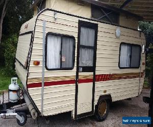 Roadstar Caravan