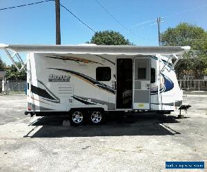 2014 LANCE  Travel Tailer 1985 with Slide