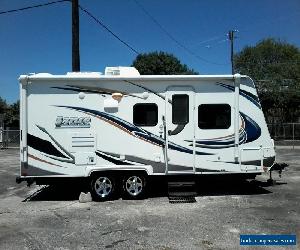 2014 LANCE  Travel Tailer 1985 with Slide