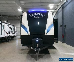 2017 CrossRoads Sunset Trail Super Lite 264BH Camper