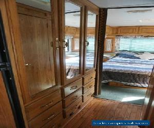 33ft RV Motorhome 1989 Starchase Traveller