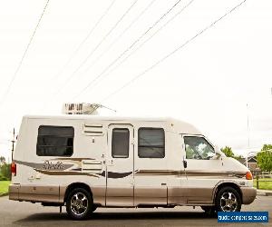 2005 Winnebago Rialta 22HD