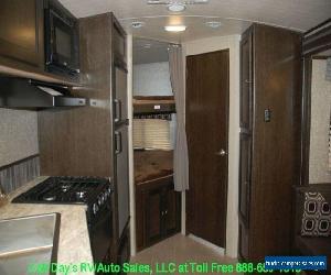 2017 Thor Motor Coach Cruiser RV Shadow Cruiser 240BHS