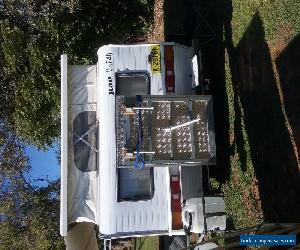 1991 16 foot jayco designer pop top caravan