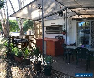 on site caravan, aluminium annex and verandah in Corowa NSW