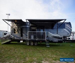 2017 Jayco Seismic 4212 Camper