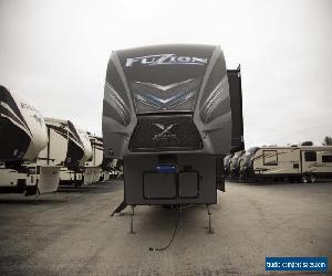 2017 Keystone Fuzion 420 Camper