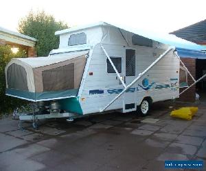 JAYCO EXPANDER, I QUEEN / 2 DOUBLE'S / WITH OUT DROPPING TABLE, FACTORY FITTED