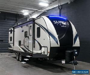 2017 CrossRoads Sunset Trail Super Lite 289QB Camper for Sale