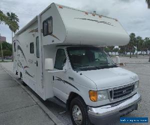 2007 Winnebago Access 31F, Class C Motorhome, only 17,747 miles