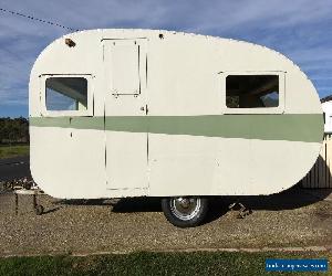 Caravan 1950s Bondwood,last registered 1971,been stored in shed all its life