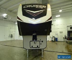 2017 CrossRoads Cruiser Aire 28RL Camper