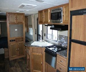 2017 Keystone Summerland 2820BH Camper