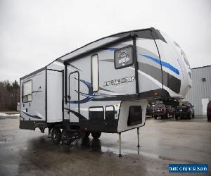 2017 Forest River Arctic Wolf 285DRL4 Camper