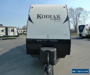 2016 Dutchmen Kodiak Express 303BHSL Camper