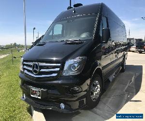 2017 Mercedes Weekender