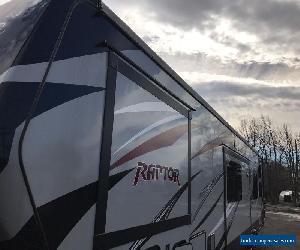 2016 Keystone Raptor 425TS Camper