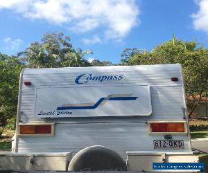 2003 Compass Caravan