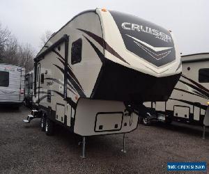 2017 CrossRoads Cruiser Aire 25RL Camper