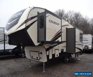 2017 CrossRoads Cruiser Aire 25RL Camper