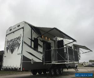 2014 KEYSTONE RAPTOR 384