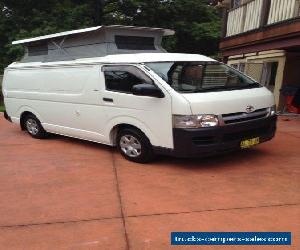 2006 Toyota HIACE POPTOP campervan