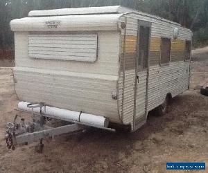 caravan spaceline caravan poptop retro caravan ganny flat spare room 