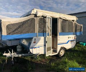 Goldstream Wind up Camper Solar 