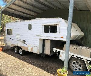 caravan 5th Wheeler ** SALE IS FOR VAN ONLY**