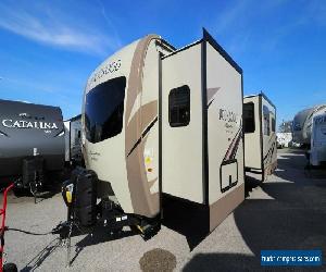 2019 Forest River Rockwood Signature Ultra Lite 8328BS Camper