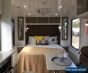 MALIBU RAIDER FULL OFF ROAD CARAVAN 2018 STOCK CLEARANCE (REDUCED)