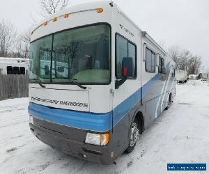 2000 Fleetwood Bounder 39Z