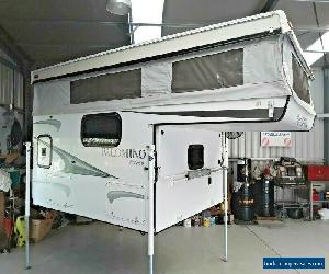 PALOMINO BRONCO B1251 WITH BATHROOM -SLIDE ON CAMPER