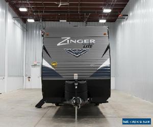 2019 CrossRoads Zinger Lite ZR252BH Camper