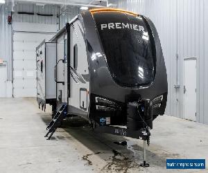 2019 Keystone Premier 30RIPR Camper