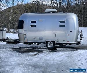 2007 Airstream travel trailer with motorcycle carrier