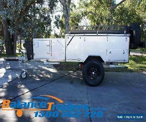 DELUXE OFF ROAD FORWARD FOLDING HARD FLOOR CAMPER TRAILER