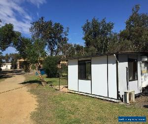 Caravan (12-14ft?) and solid annex onsite at Woodside Beach Caravan Park.