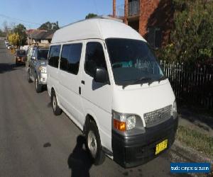 TOYOTA HIACE CAMPER VAN 2004 DISCOVERER 2 BERTH 5 SPEED DUAL FUEL,VERY CLEAN 