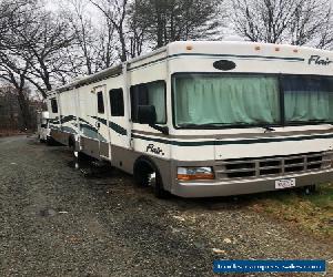 1999 Fleetwood for Sale