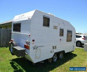 2006 Opalite 18'6" Caravan