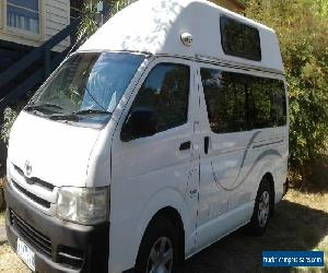 2010 TOYOTA HIACE HI-TOP CAMPERVAN (Motorhome)