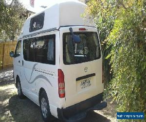 2010 TOYOTA HIACE HI-TOP CAMPERVAN (Motorhome)