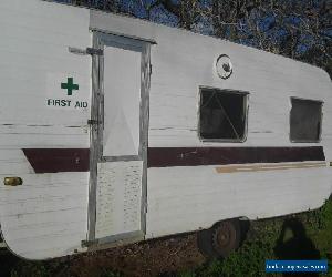 franklin arrow vintage caravan good condition, needs some work